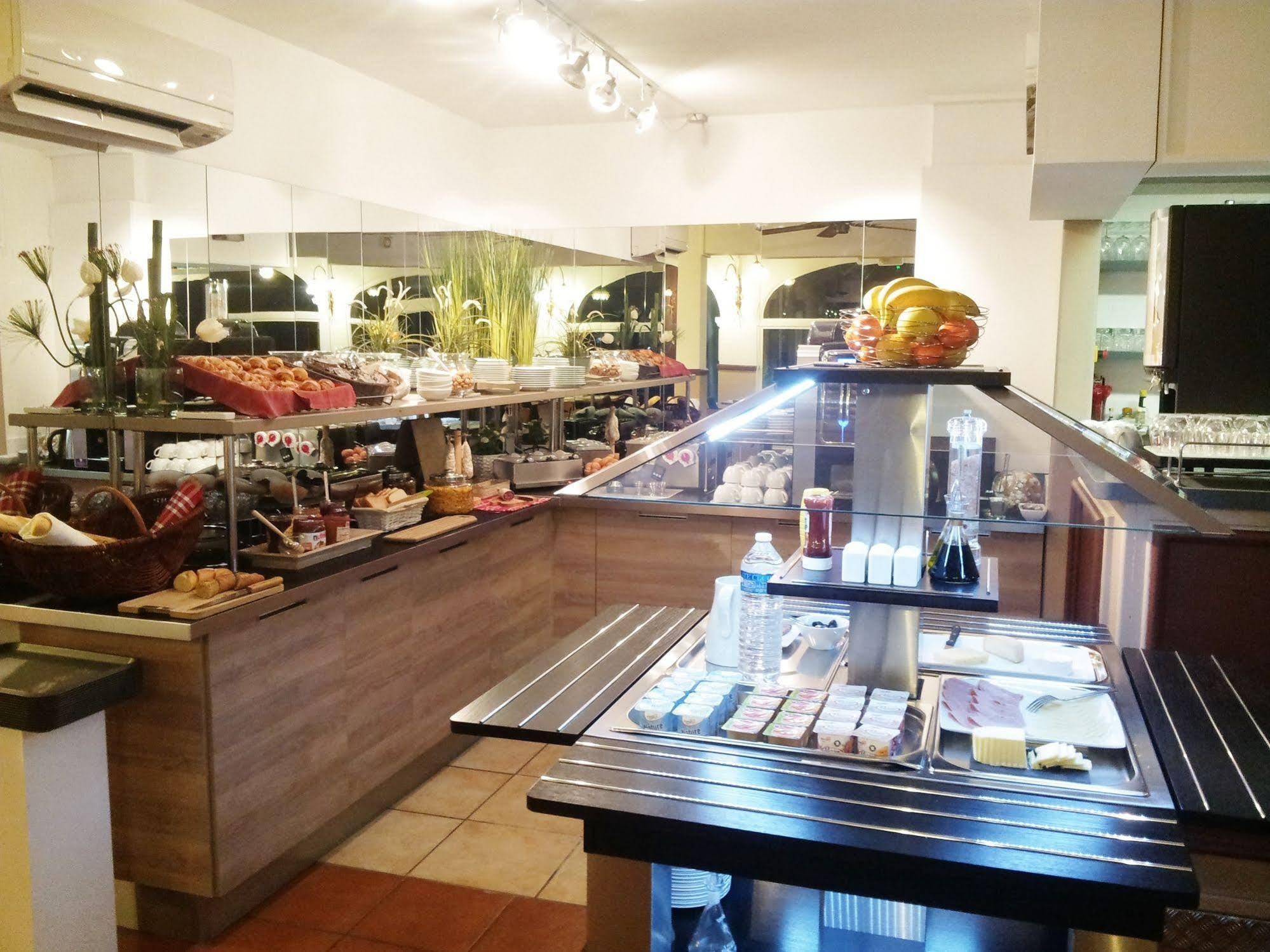 Le Fabian Des Baux Hotel Екстериор снимка