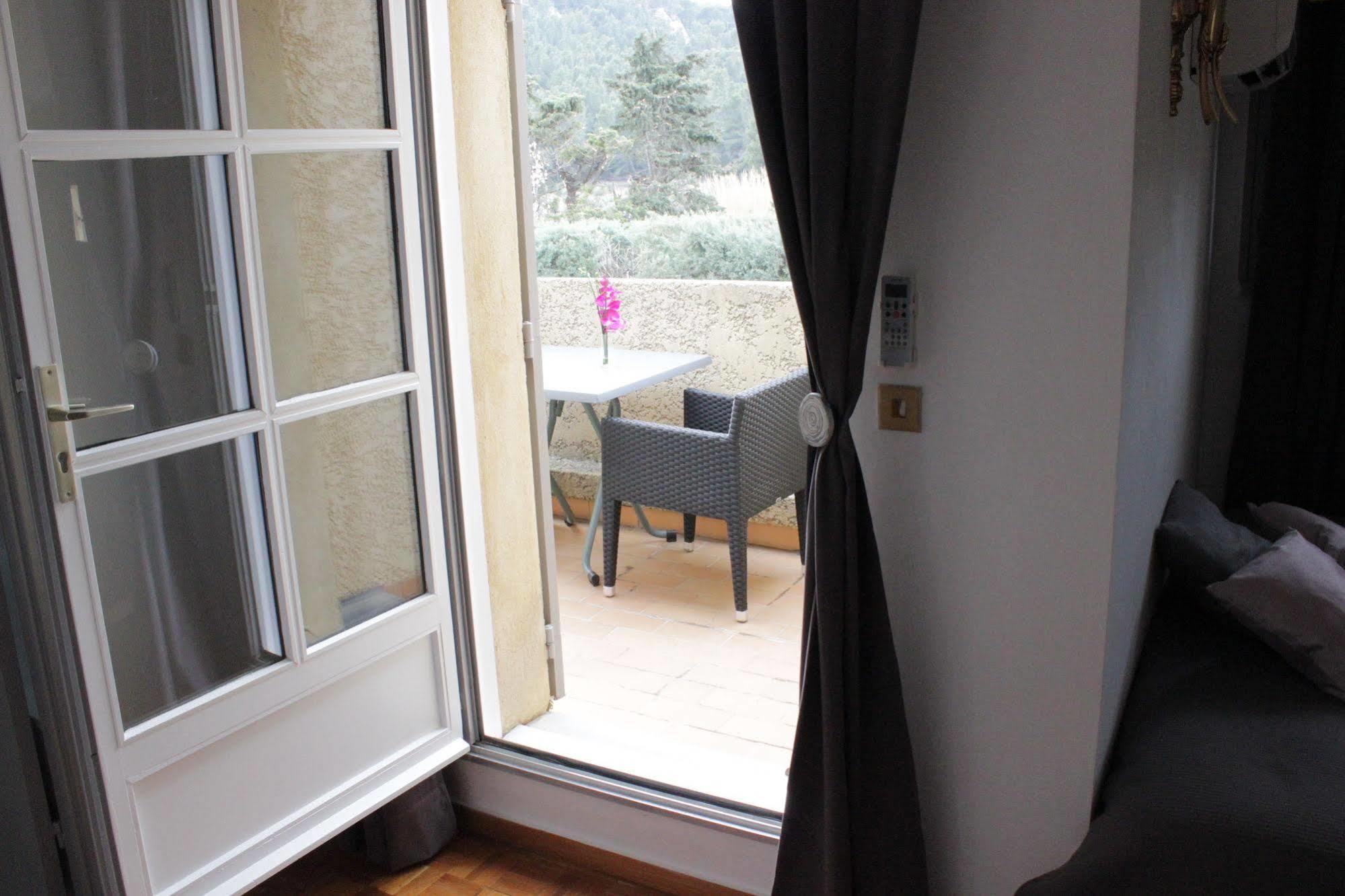 Le Fabian Des Baux Hotel Екстериор снимка