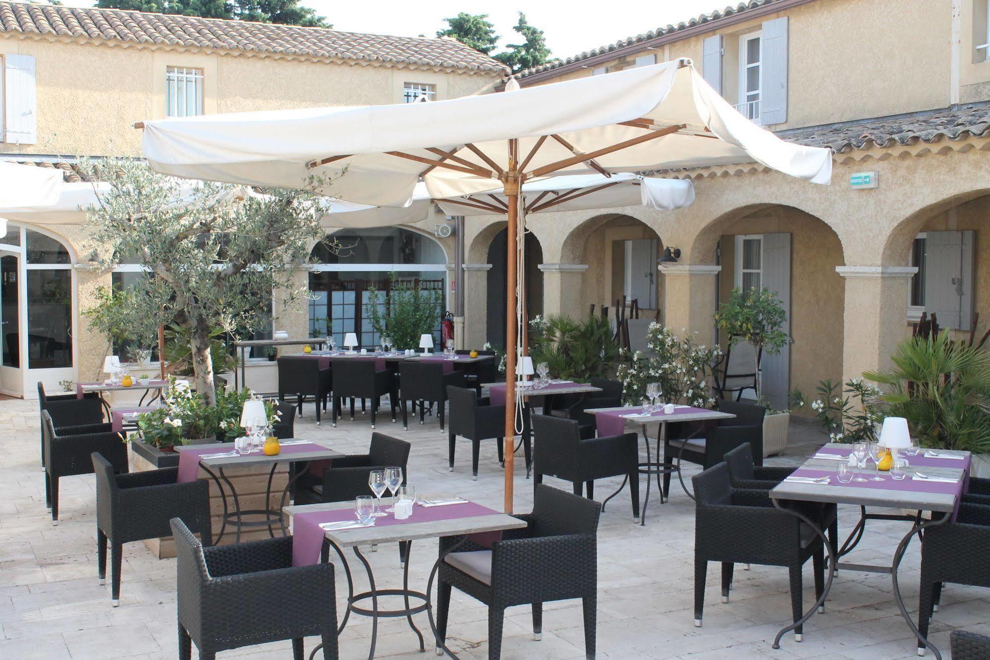 Le Fabian Des Baux Hotel Екстериор снимка